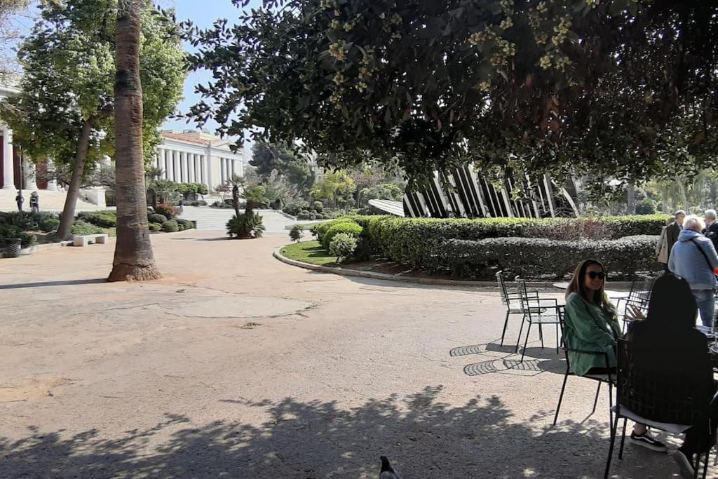 Comfortable Apt, Next To Archeological Museum! Athens Exterior photo